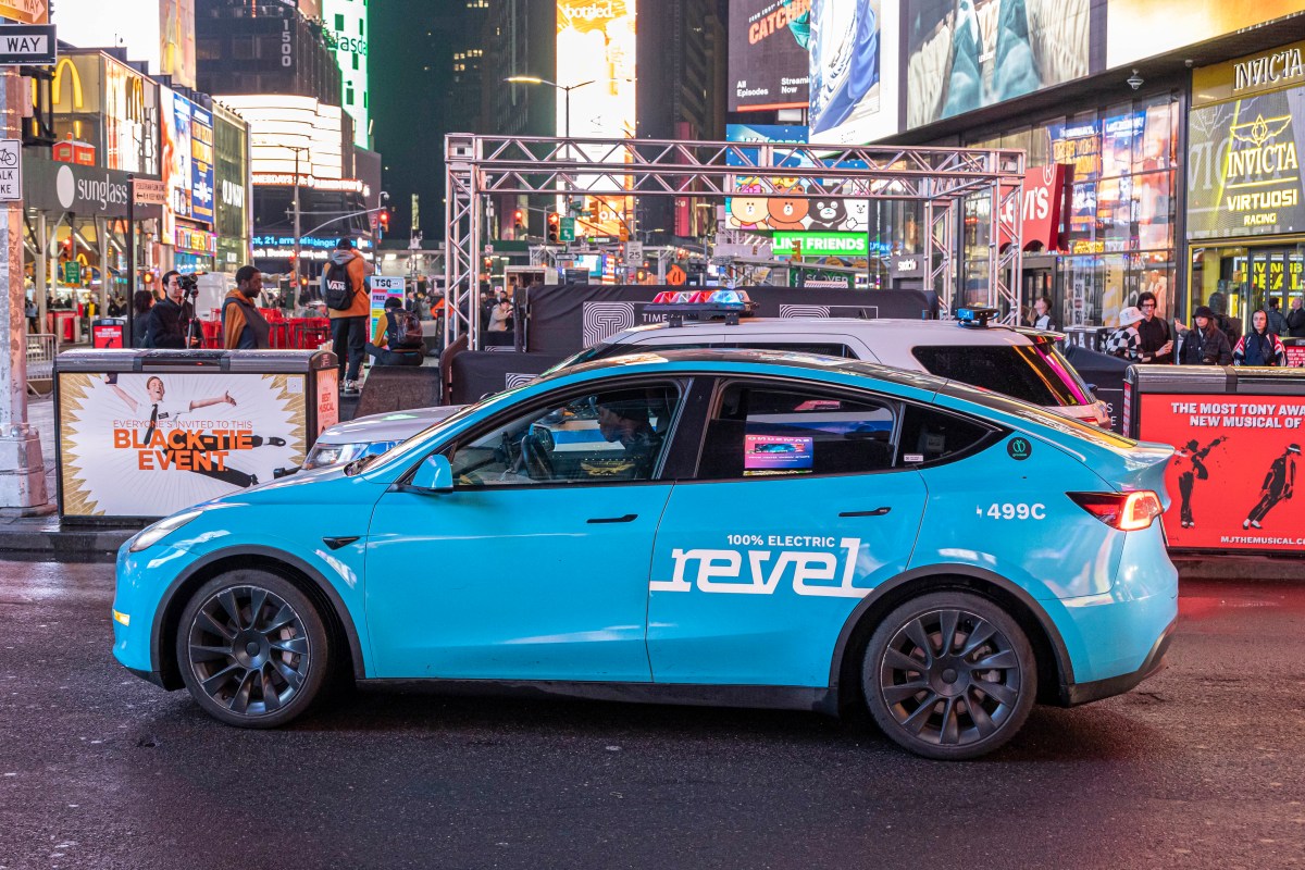 Revel’s latest pivot: Ditching all-employee ride-hail in favor of gig worker model